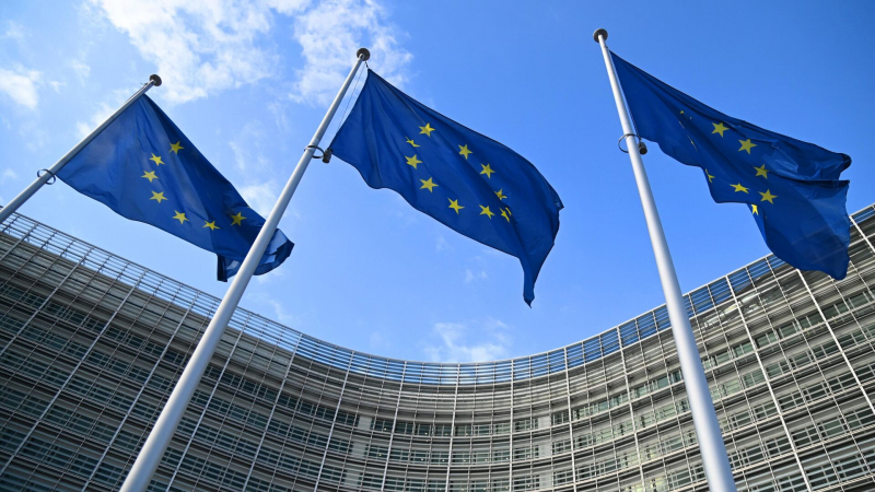ЕС ввел санкции против восьми российских СМИ