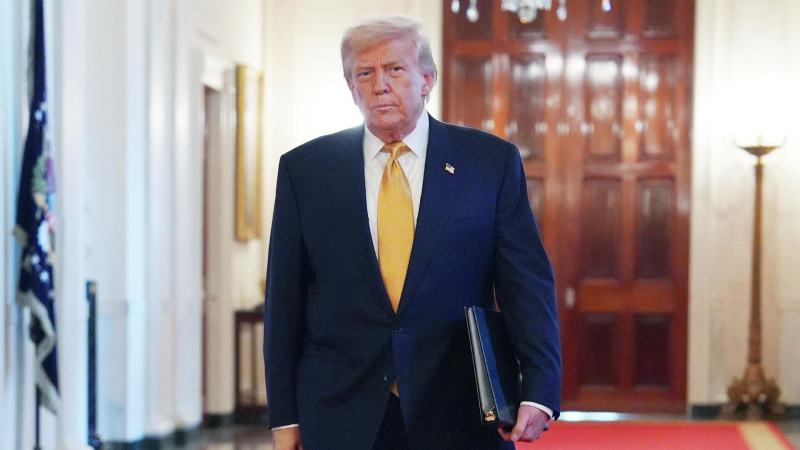 СМИ: Трамп подарил Эпштейну "чудесный секрет"