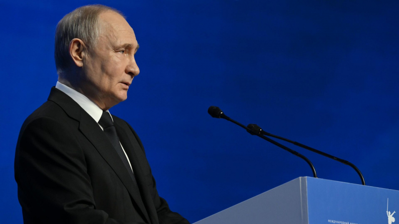 Путин назвал шествие "Бессмертного полка" данью памяти павшим